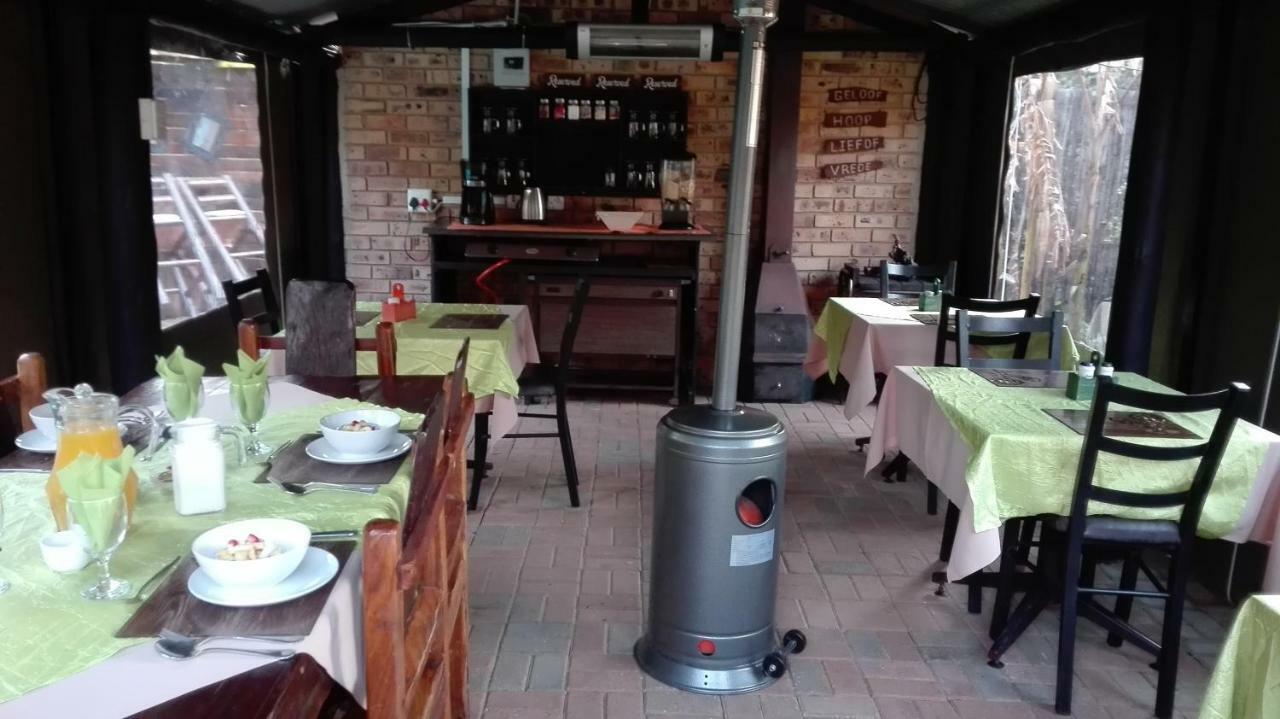 Ukarimu Guest House Klerksdorp Exterior photo